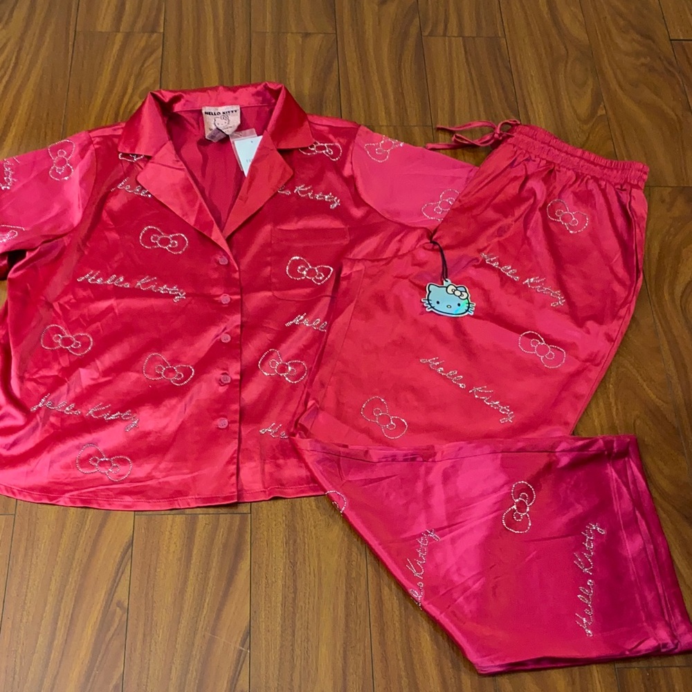 😺Hello Kitty 50th Anniversary Hot Pink Pajama Set NWT😺